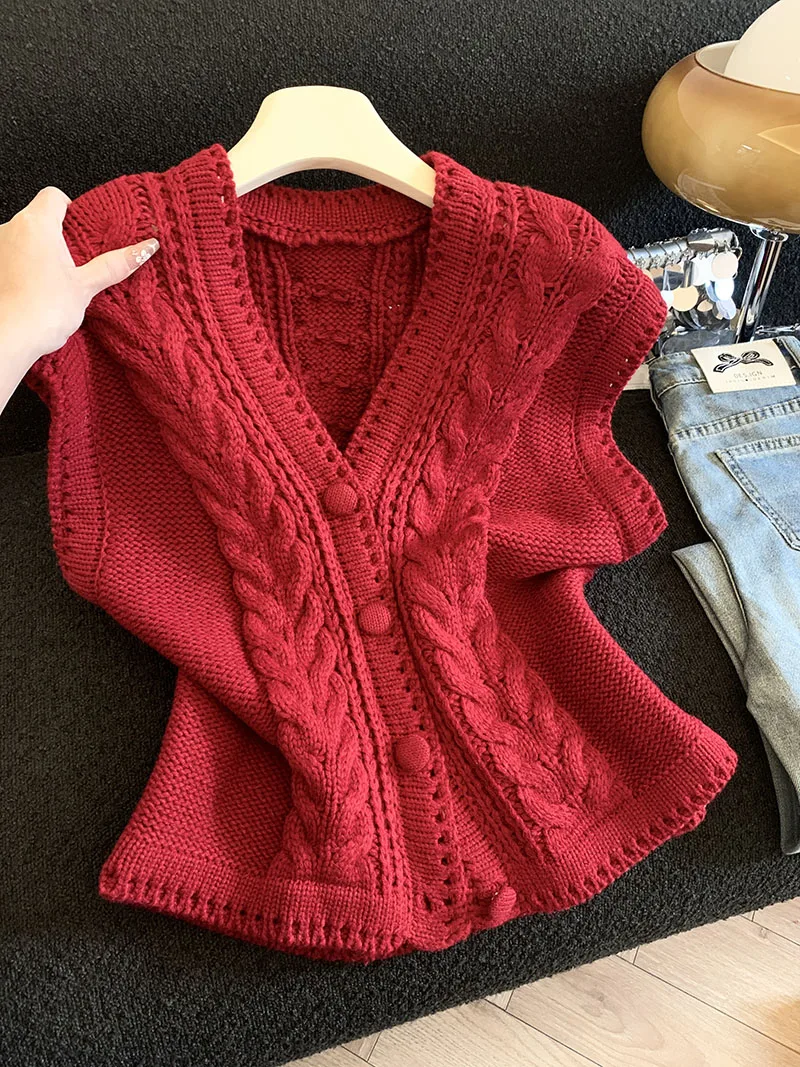 V-Neck Knitted Vest Women's Loose Shoulder Top Retro Twist Hollow out Design Spring 2026 New Style Casual Straight Cut Sweater