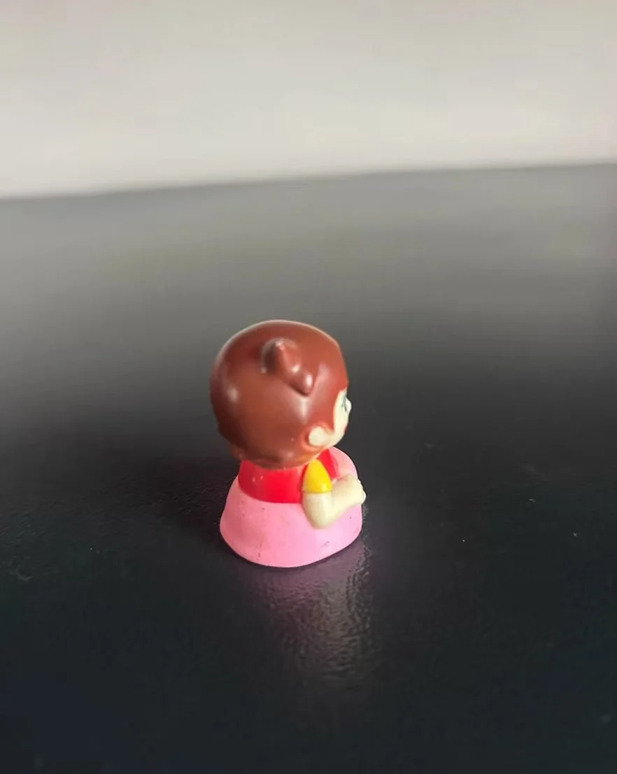 

миниатюрная девушка alp s heidi