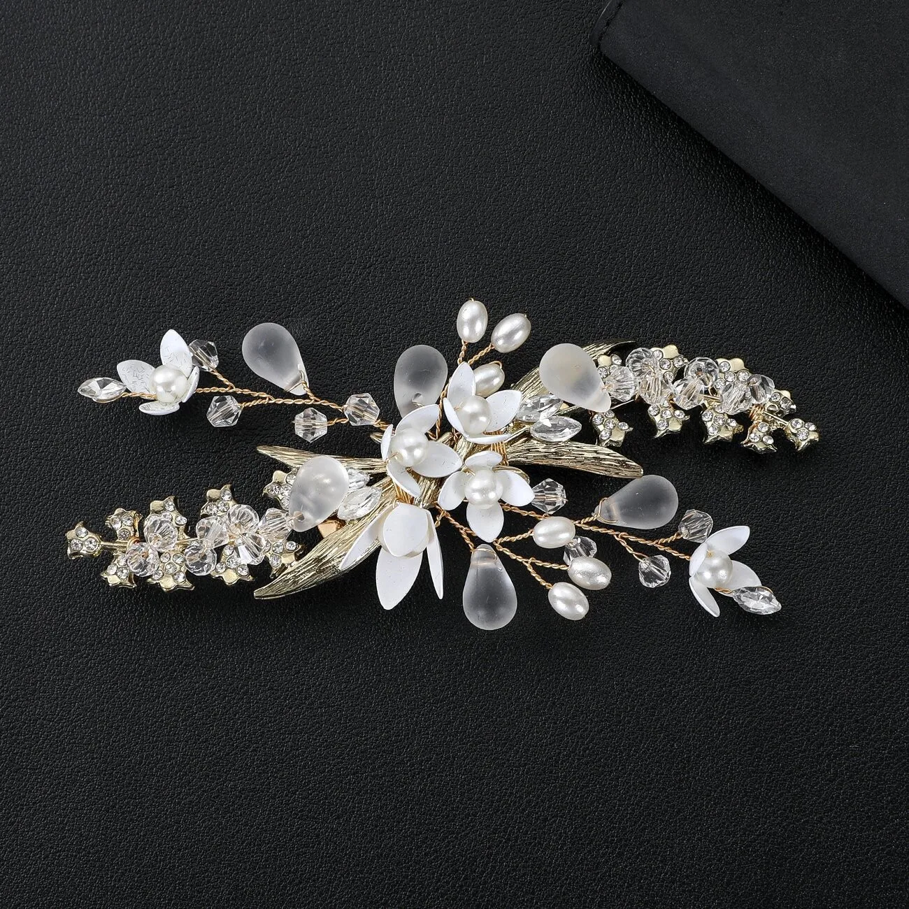 

Vintage Pearl Crystal Bridal Hair Accessories Side Hair Clips Elegant Wedding Pieces for Brides Bridesmaids Flower Girls