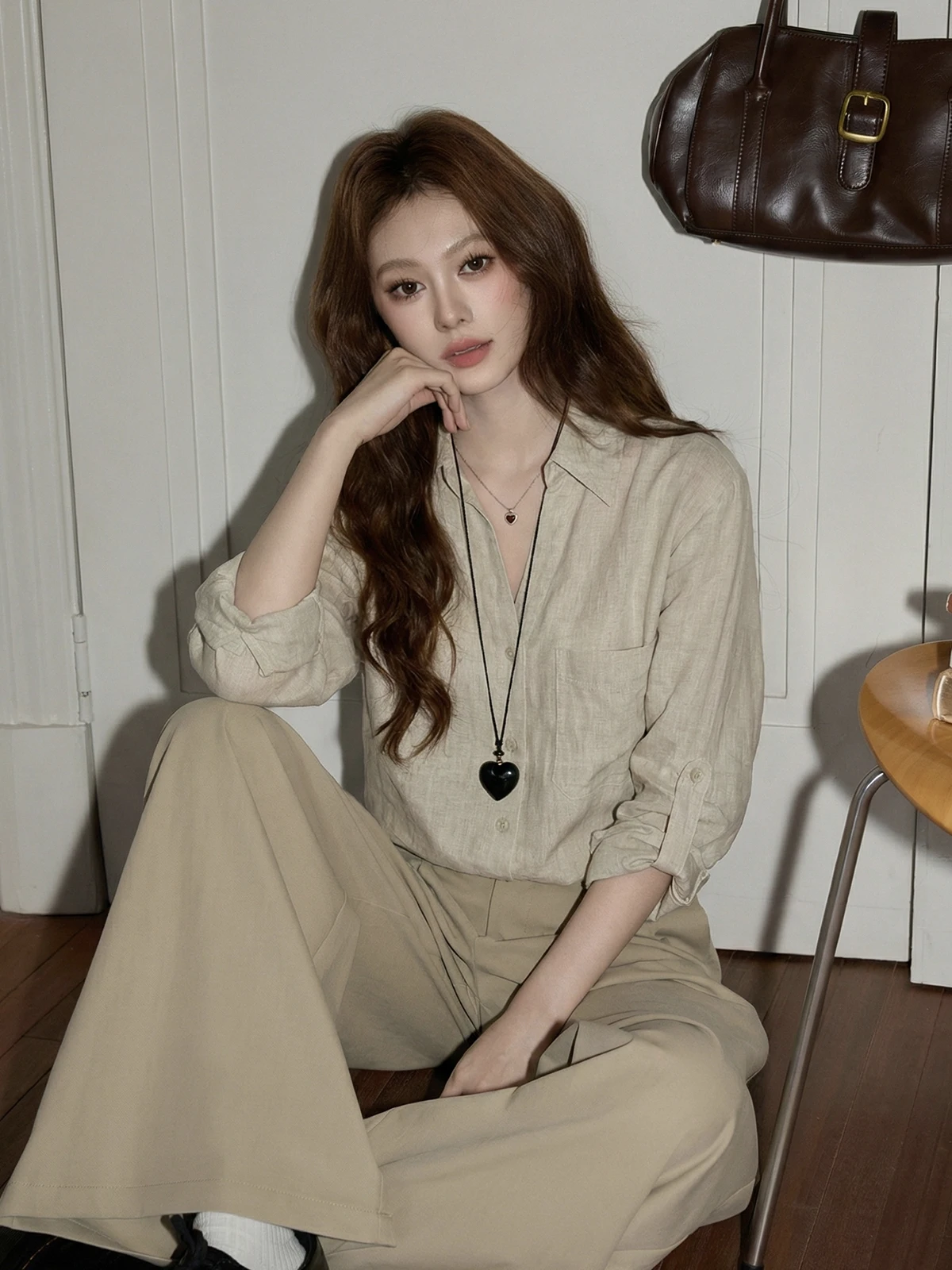 

Женская свободная рубашка i Color для ранней весны, корейский дизайн, стройнящий крой, на пуговицах, однотонная, с воротником