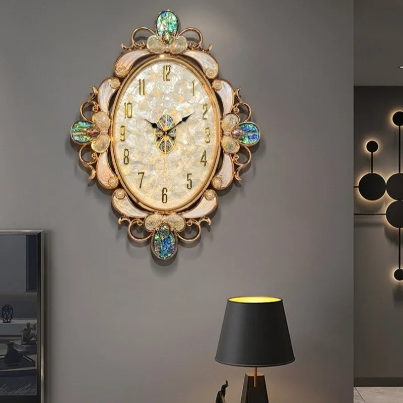 

Wall clock living room 2026 new light luxury high-end atmosphere high-grade decorative clock wall hanging
