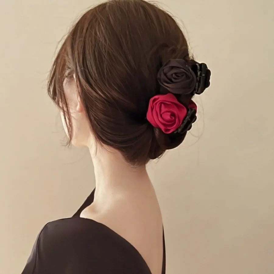 French Style Elegant Hair Claw 5cm Rose Flower Hair Clip Women Back Head Shark Clip Small Grip Loose Clip Sweet Fashion Hairpins