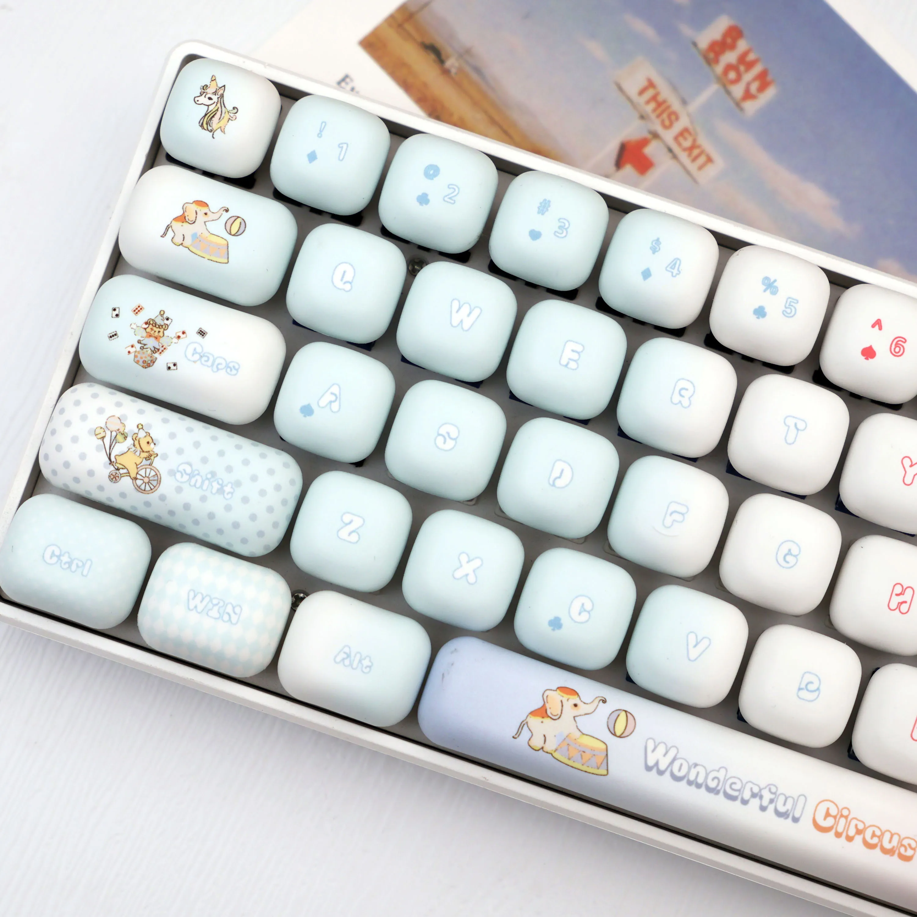 137 Keys Circus PBT Keycaps Dye-Sub MAO Profile MX Switch 61 64 68 87 96 104 108 Mechanical Keyboard Random Color