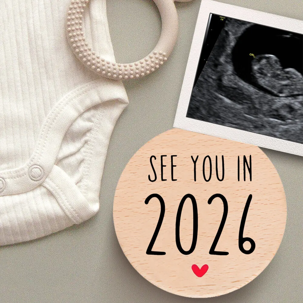 Деревянный знак с принтом для ребенка 2026, новый детский реквизит, деревянные подставки для новорожденных, деревянные объявление о рождении ребенка, детская прихватка