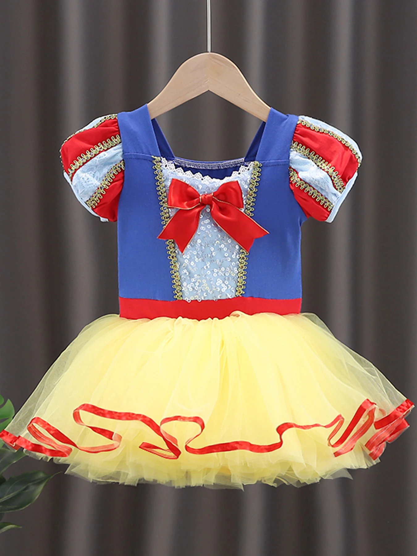 Toddler Girls Tutu Dresses Strap Shiny Tulle Ballet Leotard Ballerina Costume for Dance Big Bow Sequined Decors Children Dress