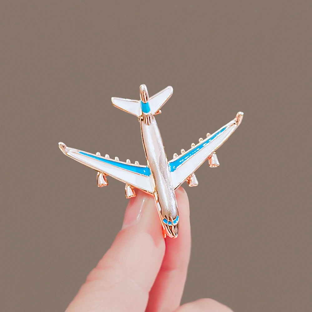 Airplane Brooch Pins Enamel Red Blue Plane Luxury Brand Brooches For Women Men Costumes Aircraft Brooch