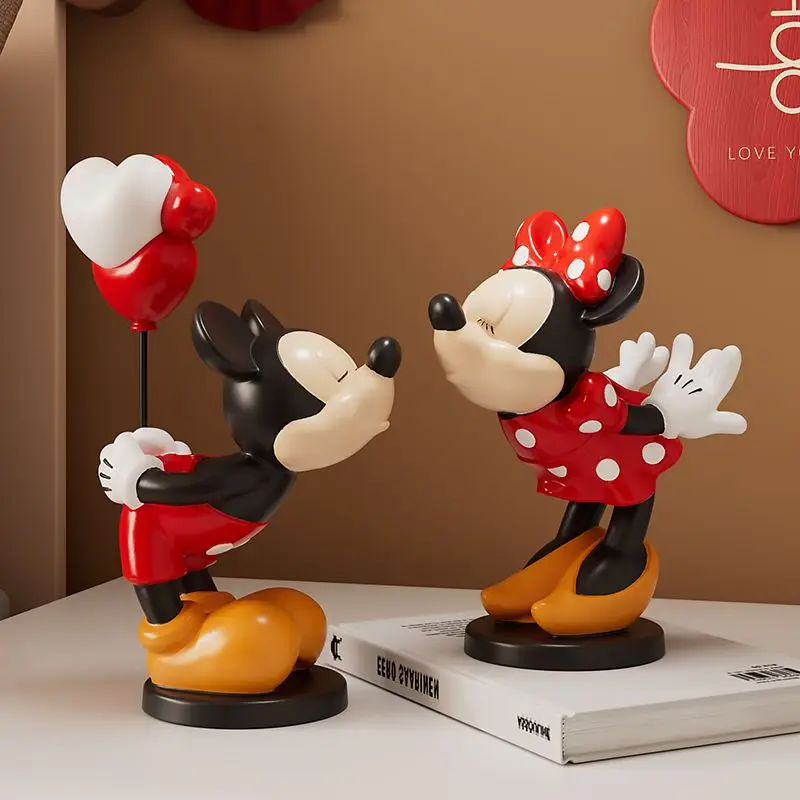 

Disney Mickey Minnie cartoon cute doll ornaments creative couple wedding gifts new home decoration desktop ornaments gifts