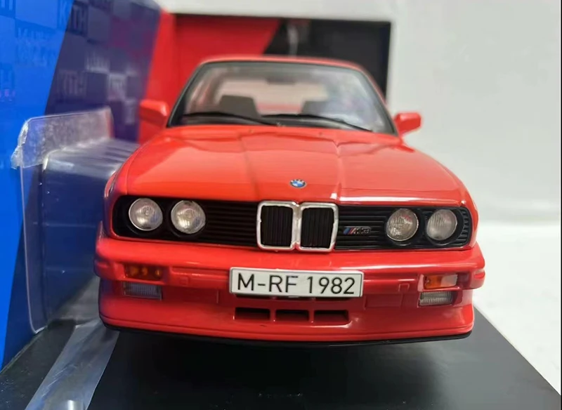 Diecast 1:18 Scale E30 M3 1989 Car Simulation Alloy Car Model Toy Collectible Gifts Ornaments