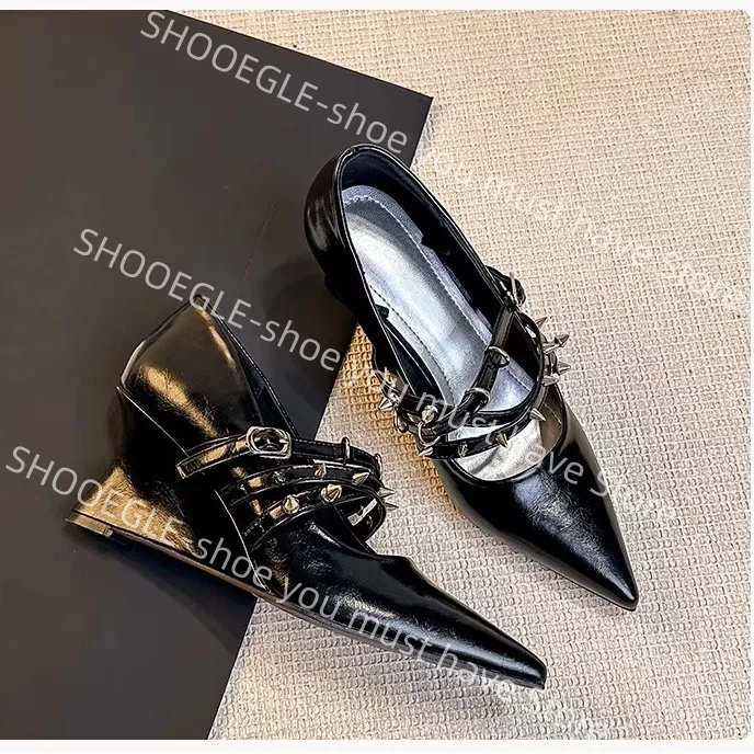 

Women's Black Patent Leather Pointed-Toe Wedge Heels Stud Ribbon Lace-Up Detail Classic Elegant Design Party Ladies Punk Shoes