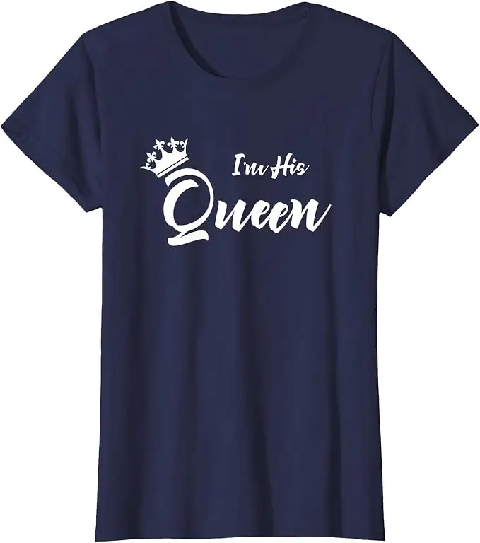 Ich bin ihr König Lustiges T-Shirt für Freund und Freundin Y2k Personalisiertes T-Shirt mit der Aufschrift „Ich bin seine Königin“ Geschenk für Frau, Mann, Jahrestag Kleidung – Detail 18