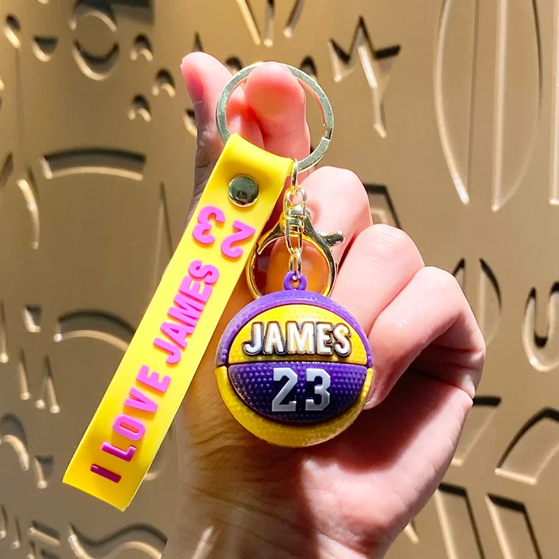 miniso  Creative keychain bag pendants, cartoon personality car key chain pendants and gifts