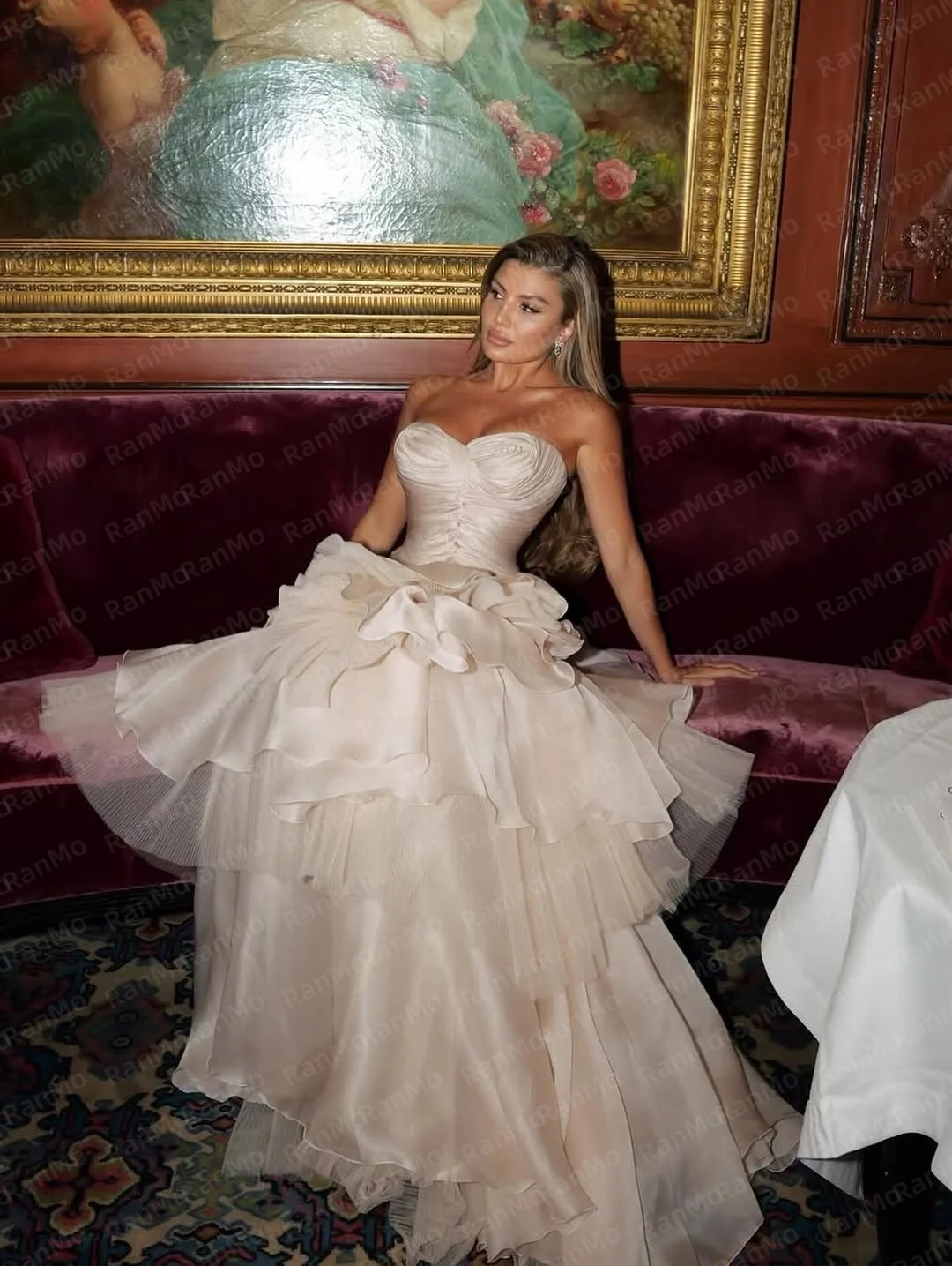Ranmo الشمبانيا فستان زفاف رائع على شكل حرف a بدون حمالات بدون أكمام 2026 فستان زفاف دانتيل مخصص طبقات مطوي سويب تراين #2