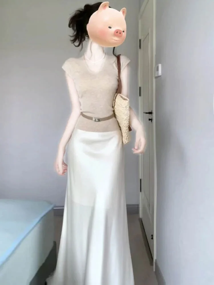 

Gentle Wind Beautiful V-ne Top And Wraparound Skirt Set Clete Ootd Summer 2026 Trendy Cotton ort Sve Two-piece Set