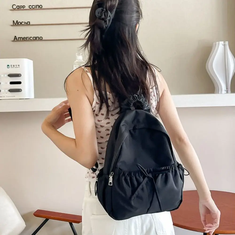 Mochila de nailon con lazo para mujer, bolso de mano de gran capacidad, bolso de hombro con arrugas, Color sólido, estilo coreano