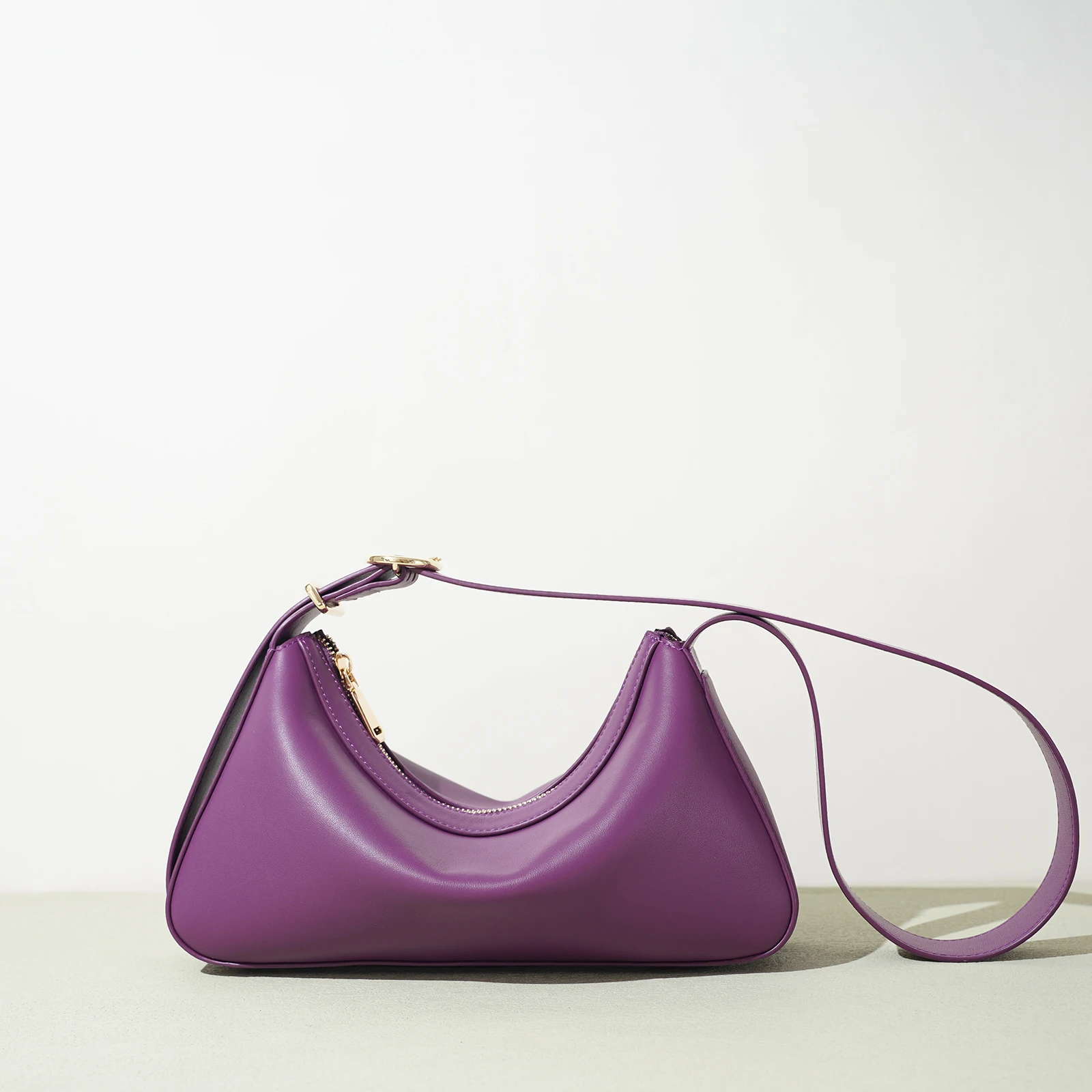 

2025 Classic Purple Blue Color Commuter Niche Women Crossbody Bag Quality Soft Daily-use Long-handle Handbag