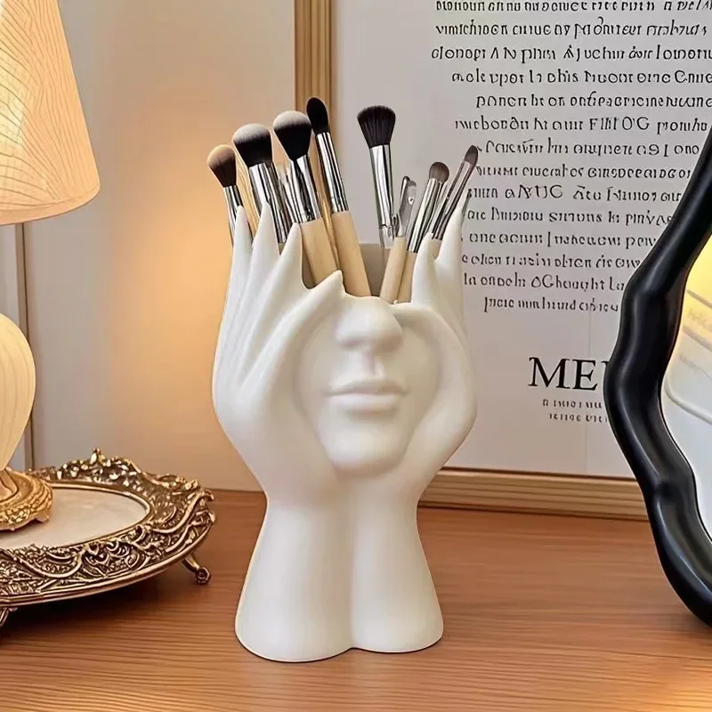 New Creative Human Body Art Styling Office Supplies Desktop Multifunctional Storage Pen Holder Makeup Brush Holder Decoration