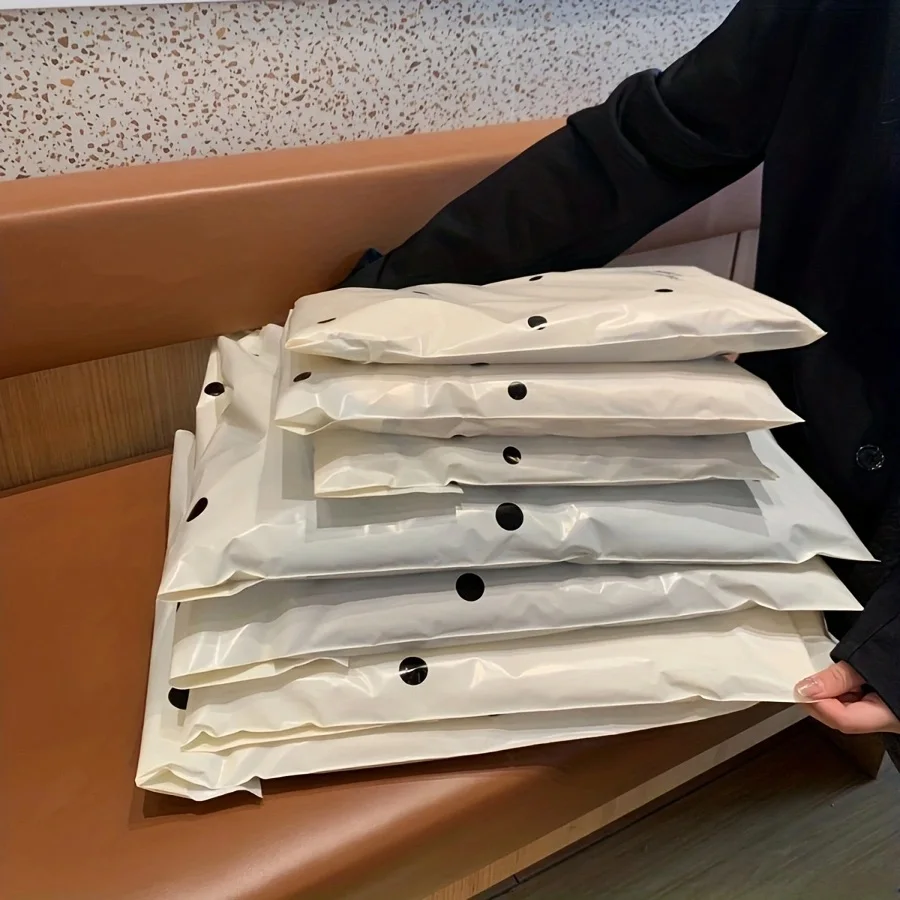 

10pcs beige polka dot express delivery bags, gift and clothing packaging bags, waterproof plastic storage bags - office