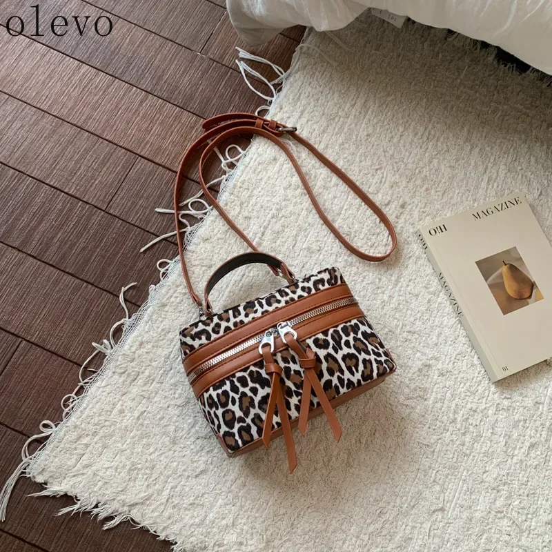 

Новая женская сумка через плечо с леопардовым принтом, универсальная минималистичная текстурированная сумка через плечо с верхней ручкой
