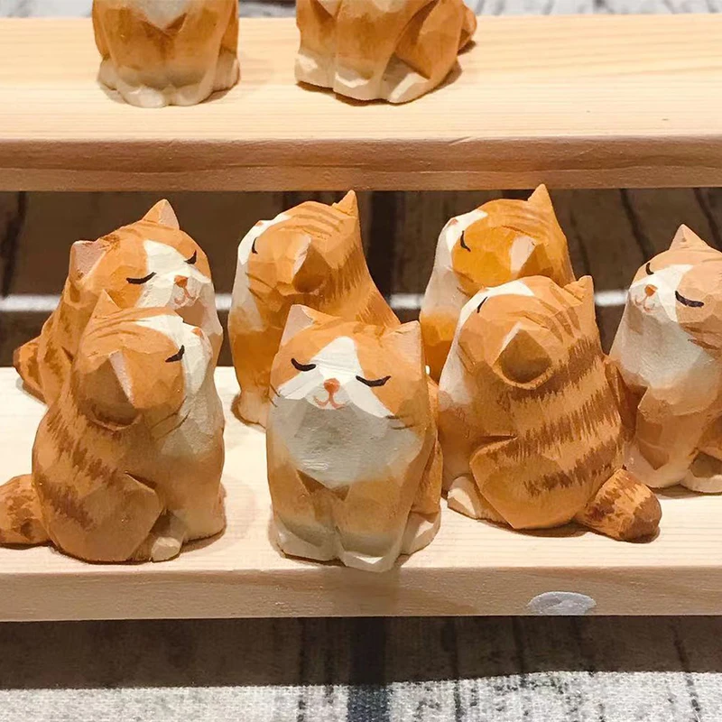 1pc Handmade Wooden Cat Ornament Mini Cute Orange Cats Statues Doll Car Figurines Desktop Decorations Crafts Gift for Kids Girls