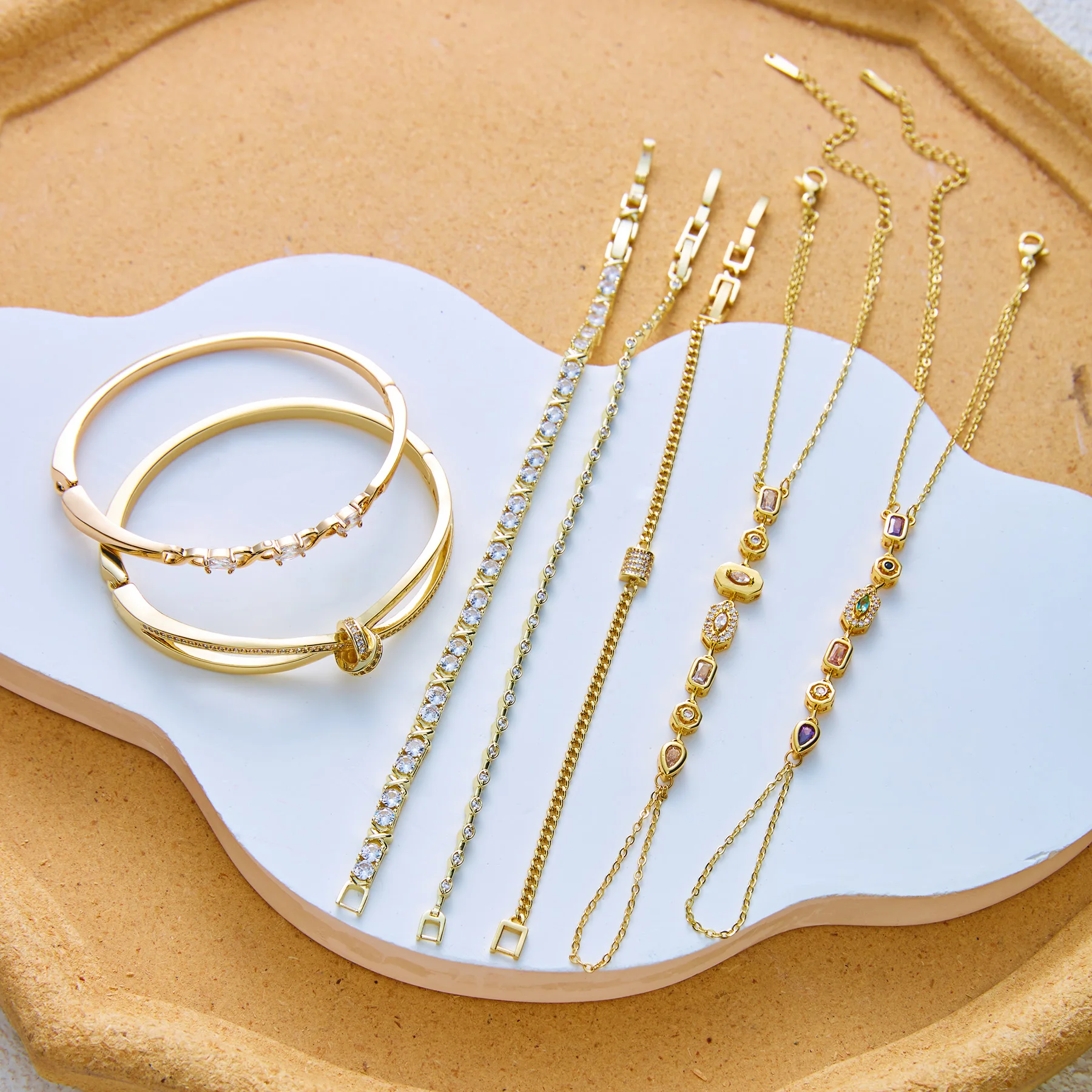 Feines Geometrisches Zirkon-Armband für Frauen Minimalistische Tennis-Kette Gedrehter Knoten Manschetten-Armreif Modischer Stapelbarer Schmuck Geschenke – Detail 7
