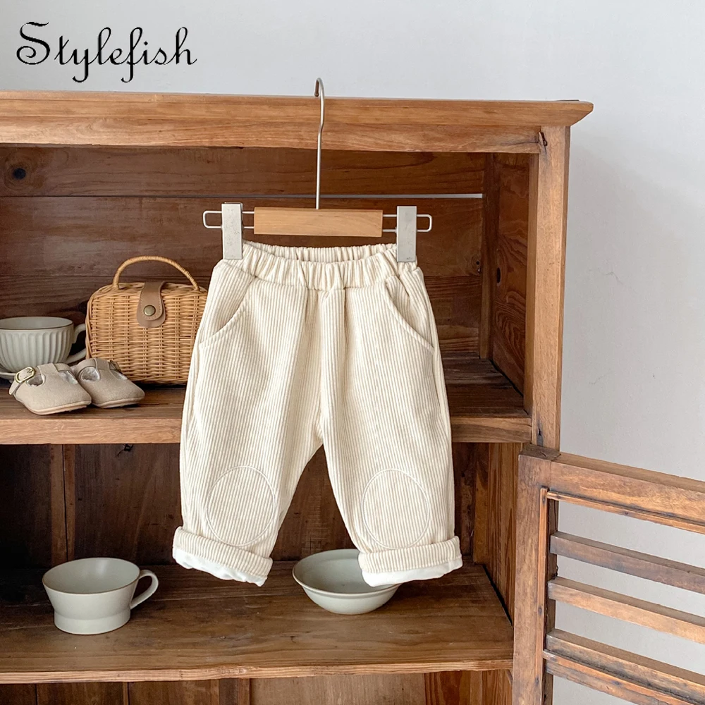 

Autumn and winter new style 0-3 years old baby clothes for baby girls and boys casual embroidered corduroy and velvet trousers