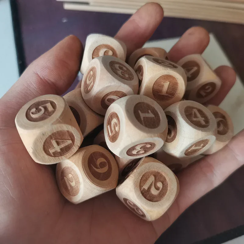 10pcs Wooden Dice 6 Side Sculpture Digital Dice  Club/Party/Family DIY Games Accessories 20mm