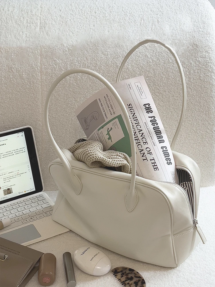 

White Leather Large Capaci Tote Bag Women's 2025 New High-End Boston Bag Single oulder Bowling Bag Casual Handbag