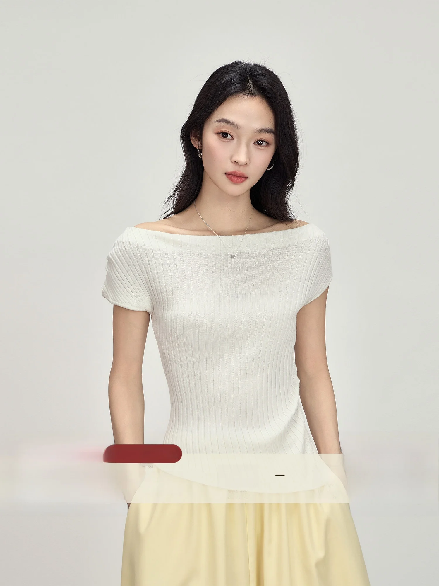 

Женская футболка Ele Slim Fit с одним открытым плечом, укороченная, вязаная, повседневная, дышащая, летняя, маленький размер