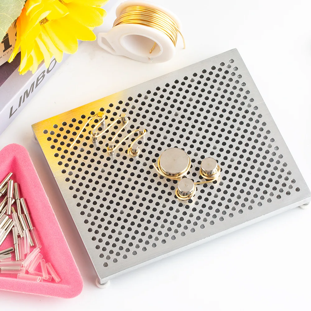 planche-de-faconnage-et-d'enroulement-de-fil-en-aluminium-pour-la-fabrication-de-bijoux-diy-outil-artisanal-pour-boucles-d'oreilles-et-epingles-a-cheveux-en-fil-d'or-d'argent-et-de-cuivre