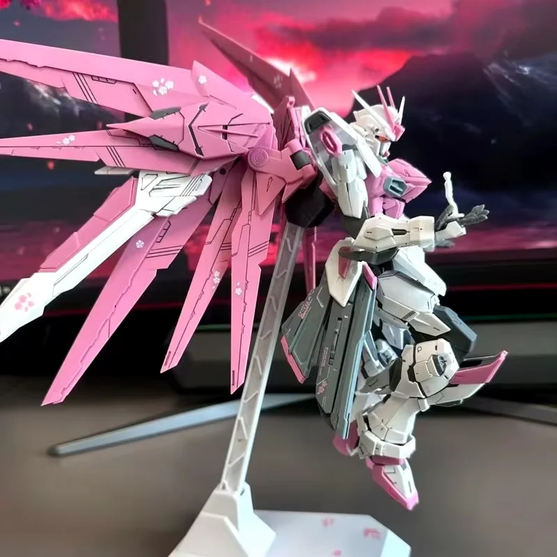HG 1/144 ZGMF-X10A homme douceur liberté Mecha assemblage modèle figurines d'action fleur de cerisier couleur schéma enfants jouet cadeau décorer
