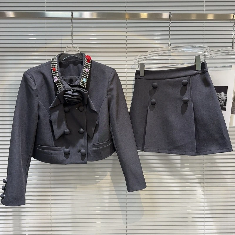 

Маленький ароматный стиль, цветок, вода, алмазный воротник для ногтей, короткий стильный костюм, куртка + короткая юбка трапециевидной формы, модный комплект для поездок на работу