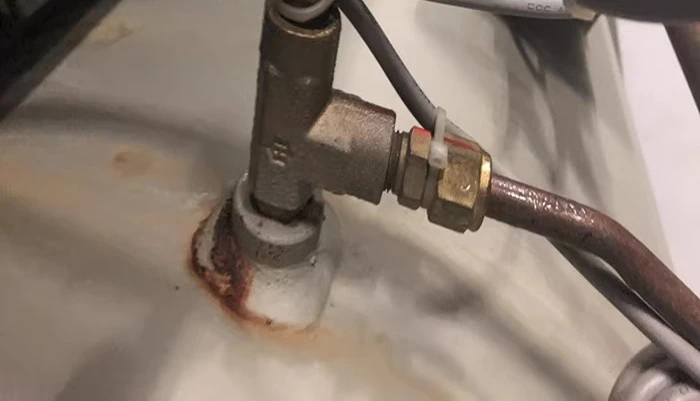 Аксессуары для кондиционирования воздуха Конденсатор с винтовым блоком 30HXCHXY, тройник-адаптер B4STWWH