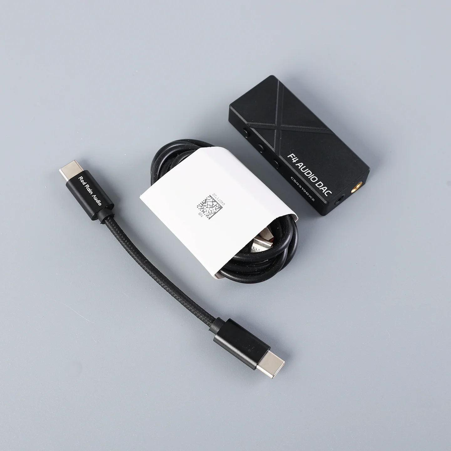 F4 dual CS43198 DAC headphone amp sound card balanced 4.4mm + 3.5mm PCM768K tail view 3