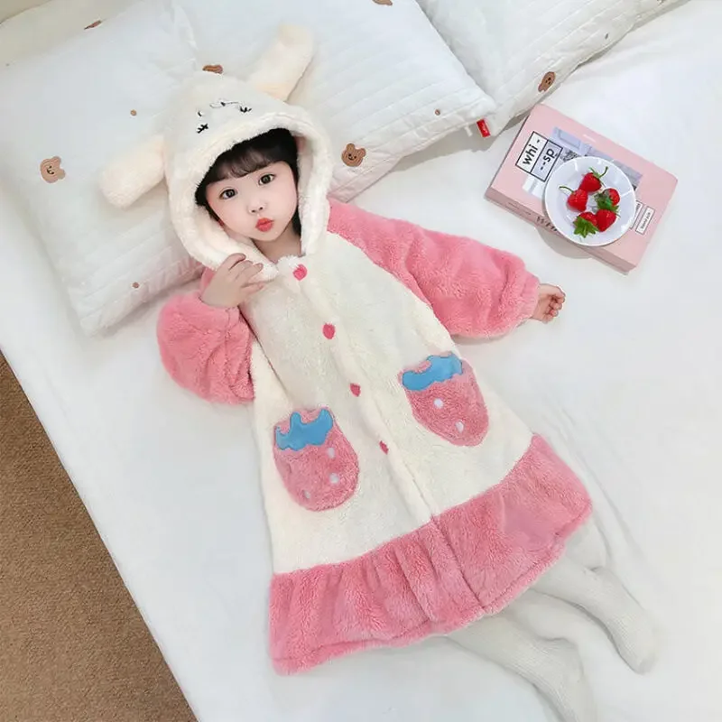 حار Kawaii فتاة الأزياء منامة طالب الشتاء رشاقته عارضة الكرتون الفانيلا مقنعين طويلة الأكمام البشكير ملابس الأطفال