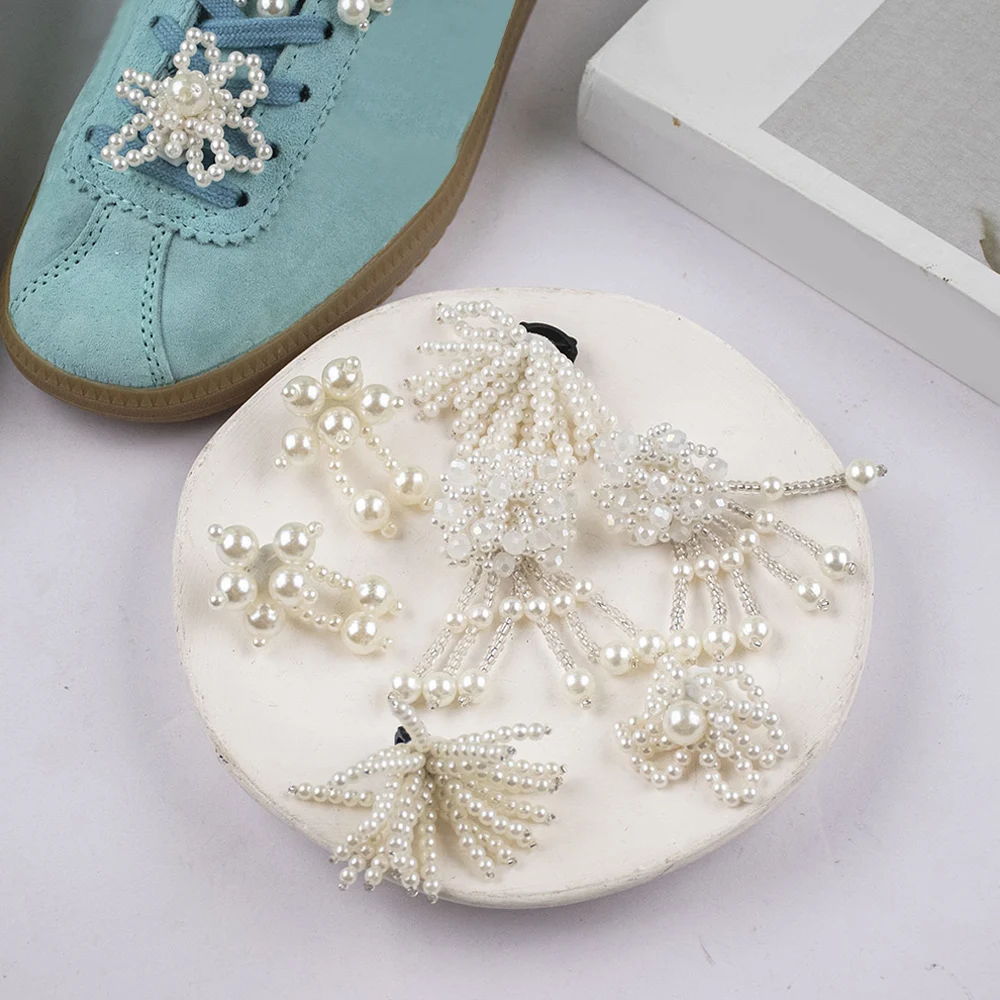 1PC Handmade Shoes Clip Fashion Pearl Bead Tassels Charm Shoe Buckle Decoration New Pearl Shoes Flower For Sneaker Accessories