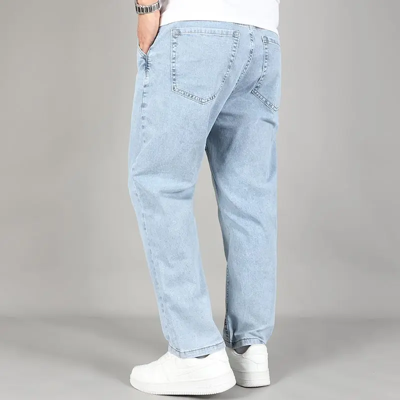 Men Loose Straight Denim Jeans Classic Washed Casual Long Pants With Multiple Pockets