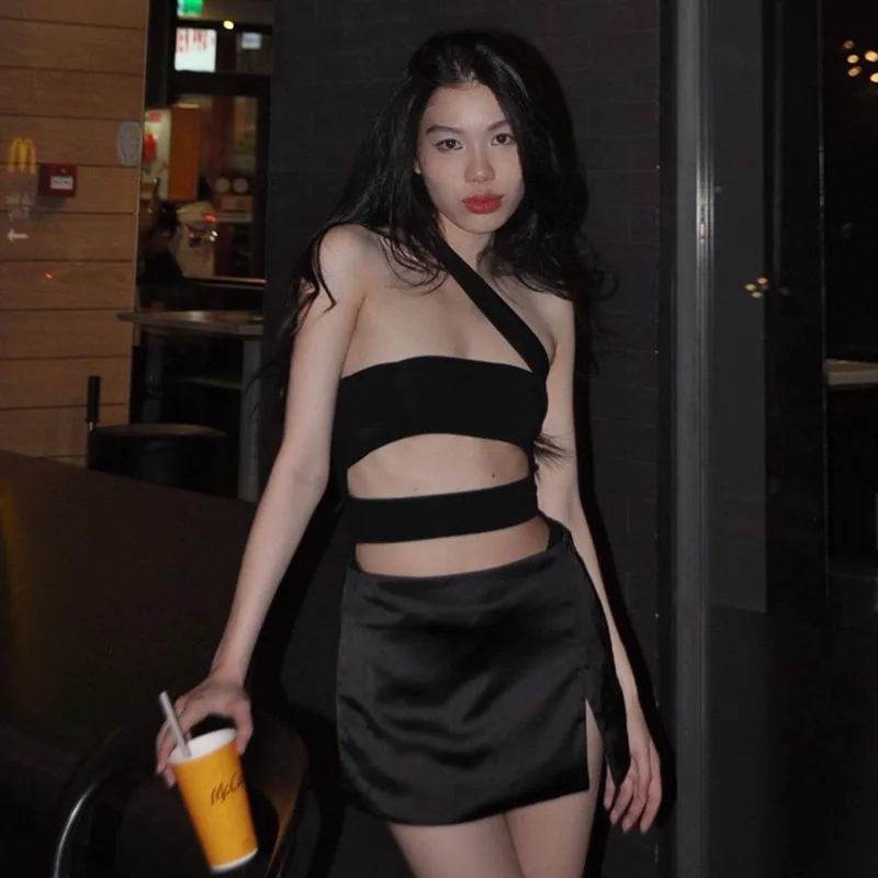 European and American hot girls 2024 summer new solid color oblique collar sexy hollow short belly-exposing women\'s jumpsuit