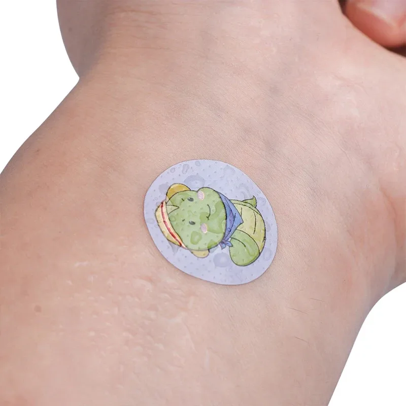 120pcs Round Waterproof Bandages, Cartoon Pattern Breathable Bandage Patches