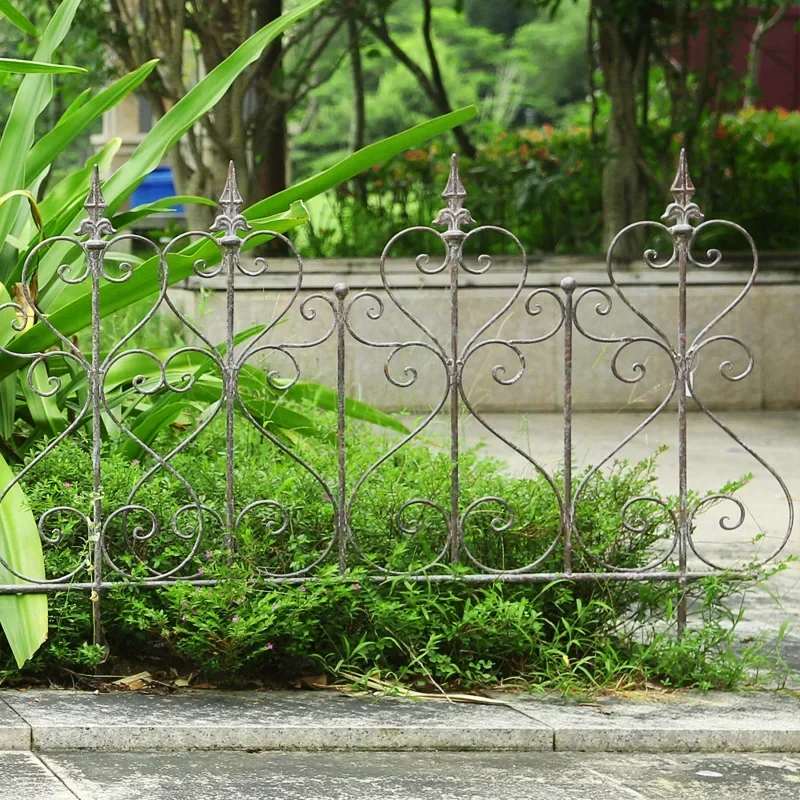 Retro old wrought iron floor insert garden fence flower bed fence climbing frame plant climbing vine frame courtyard partition