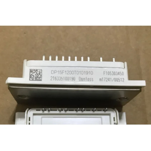 

1 шт. F Dp15f1200t010910 Dp15f1200to10910 модуль питания совершенно новый оригинальный Spot Plc