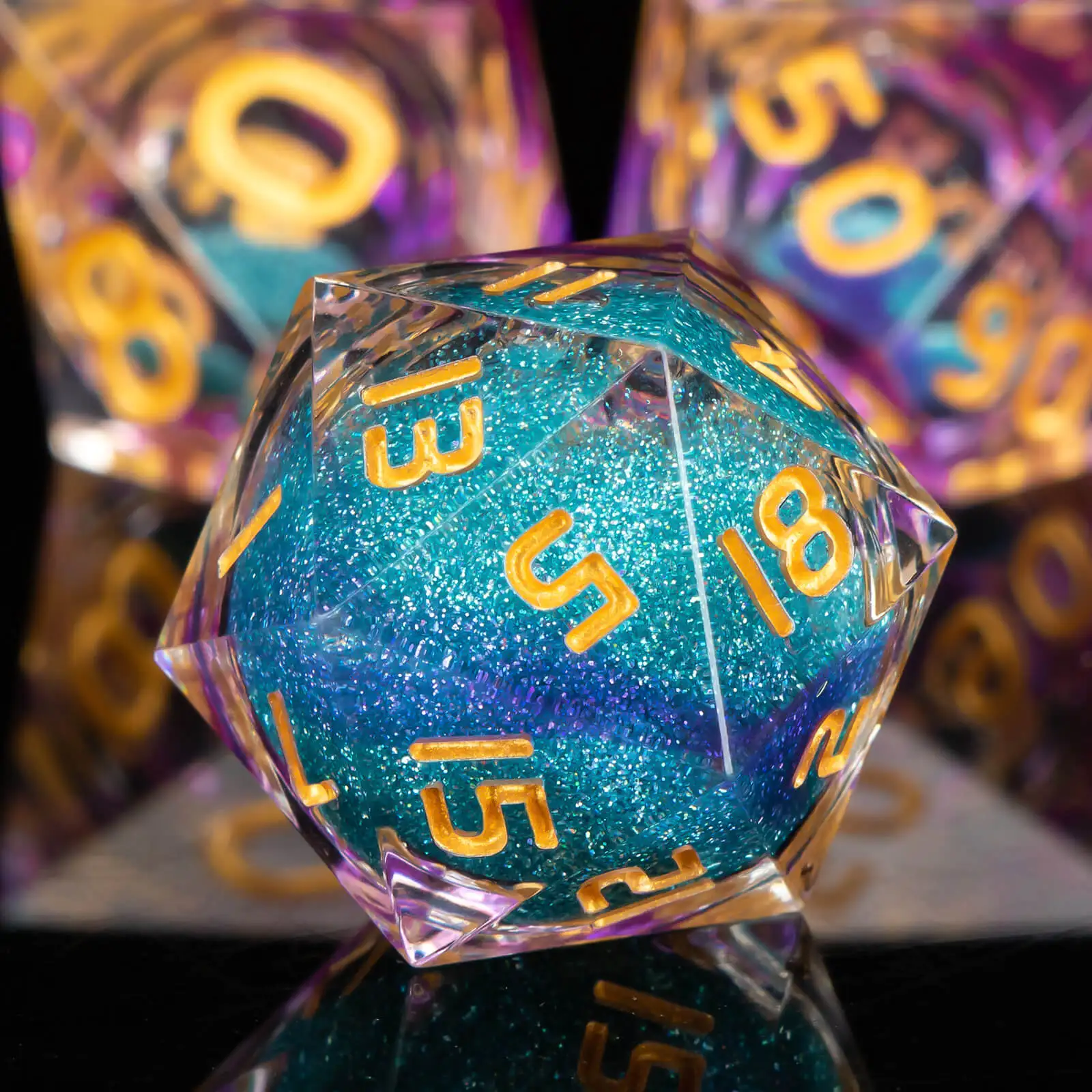 

KERWELLSI Liquid Core D&D Dice Set DND, Resin Polyhedral Role Playing Dice, D20 D12 D10 D8 D6 D4 of Dungeon and Dragon Dice Set