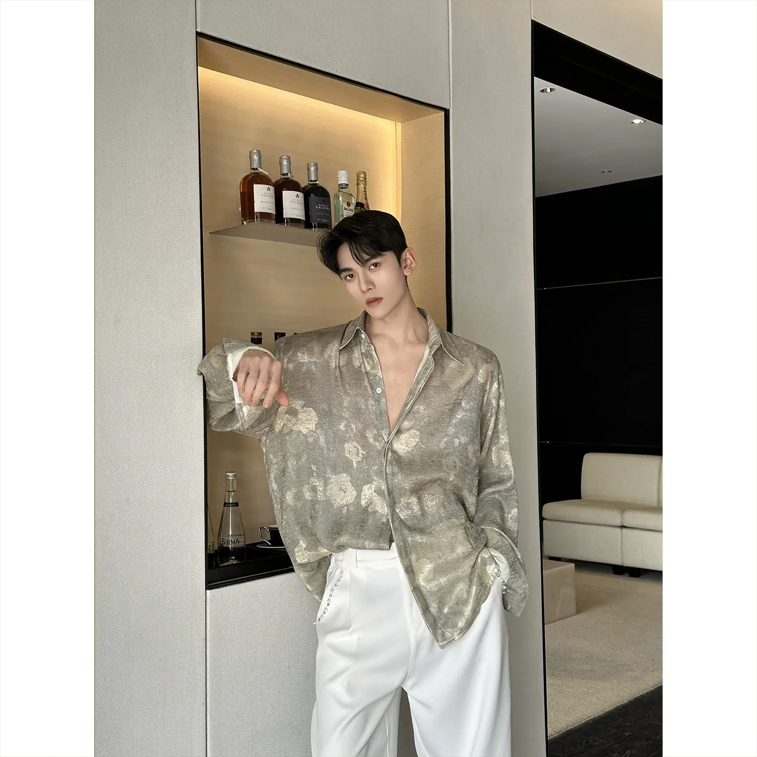 

Men's Shirts High Quality Korean Luxury Tie-Dye Satin Mens Casual Floral Shirt Long Sleeve Turn Down Collar Loose Blouse Homme