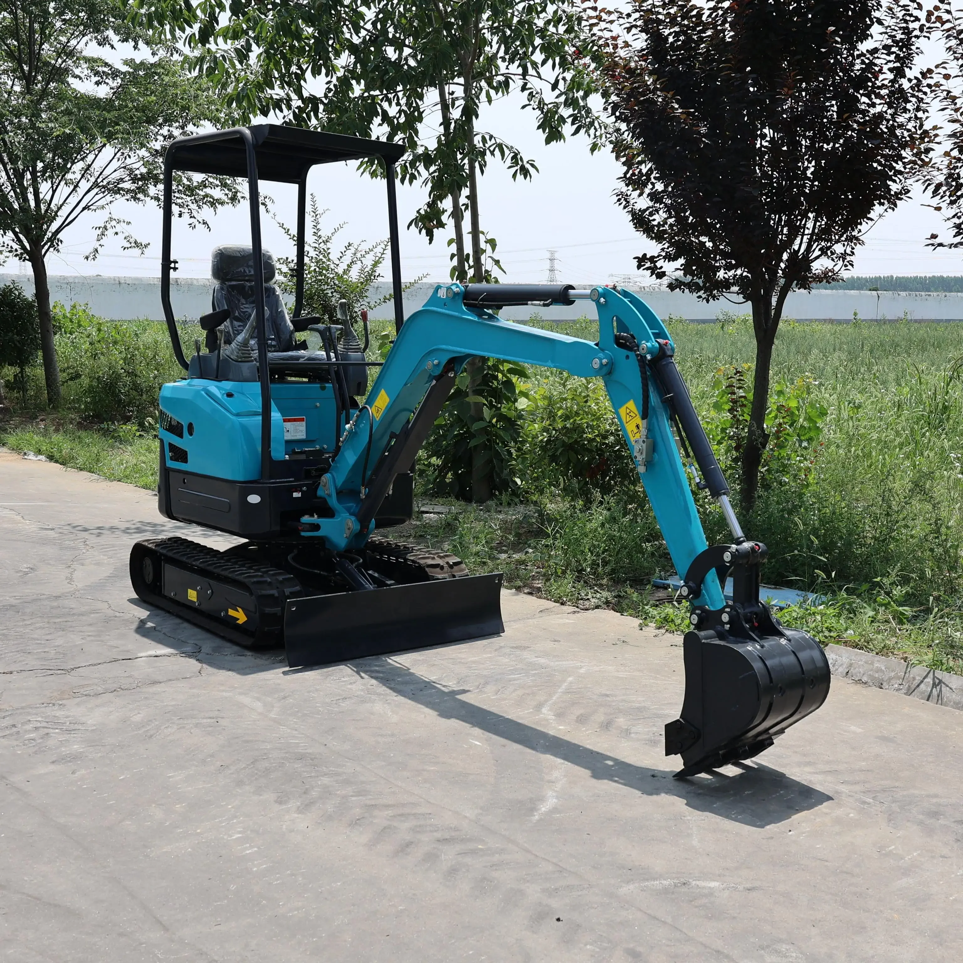 

New 1.7 Ton Multi-Function Excavator Track Crawler Small Excavator Agricultural Excavator China Brand