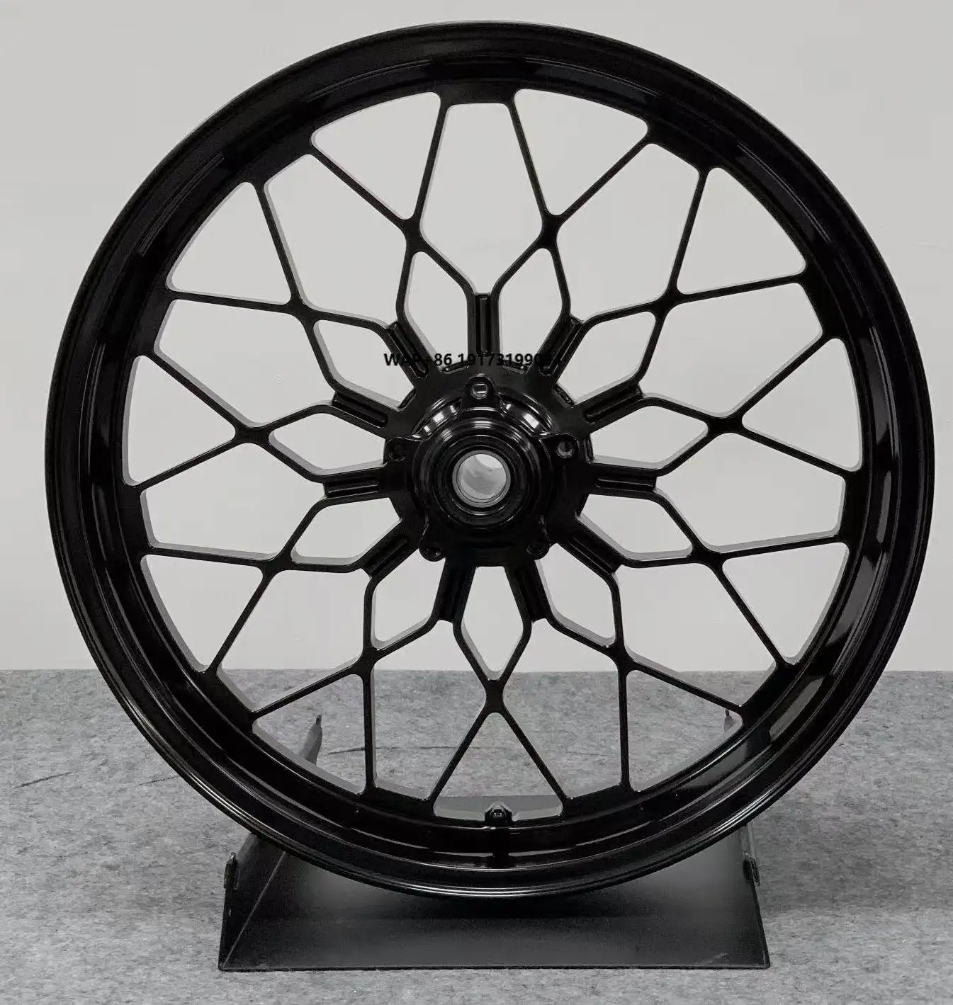 V4 Series Forged Wheels - Custom CNC Aluminum Alloy Modified Wheel Hub for Motorcycle Racing