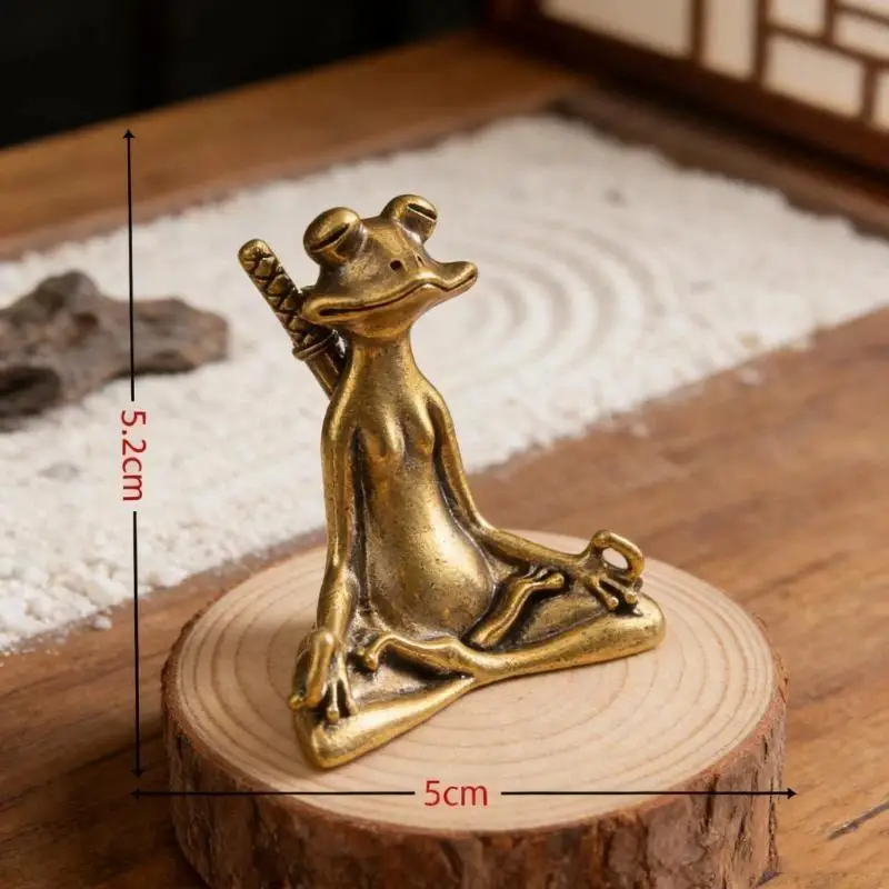 Alloy Zen Meditation Frog Statue Vintage Texture Small Size For Tea Table Home Office Decor