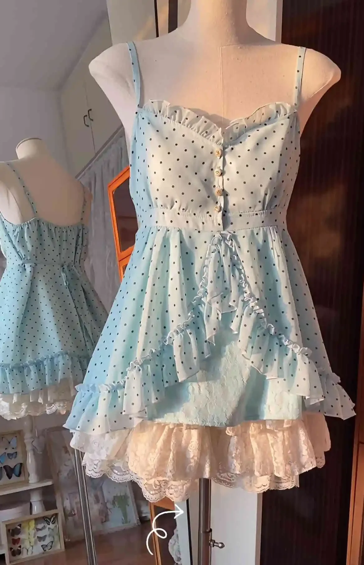 

Летний комплект из 3 предметов: винтажный кружевной костюм с цветочным узором, без рукавов, с завышенной талией, элегантная юбка, корейская мода для женщин, 2026