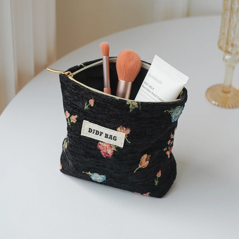 Black florets, women\'s makeup bag, small cosmetics, skin care products, storage bag, commuter coin purse, lipstick bag liner bag