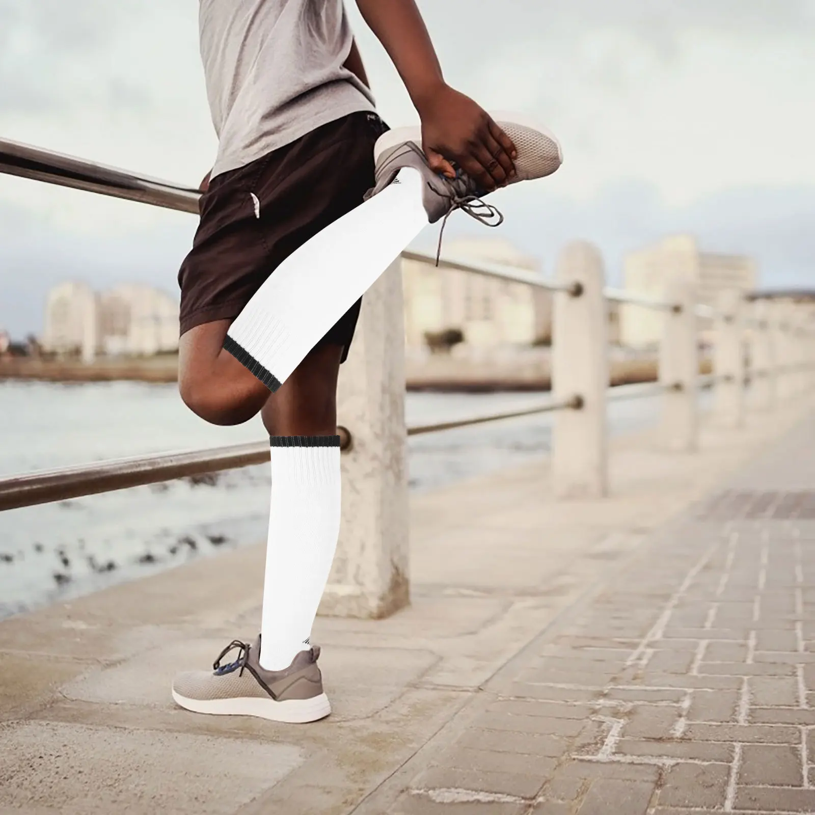 

1Pair Boys Football Stockings Compression Socks Breathable Sports Socks Soccer Calf Stockings for Exercise Soccer Stocking