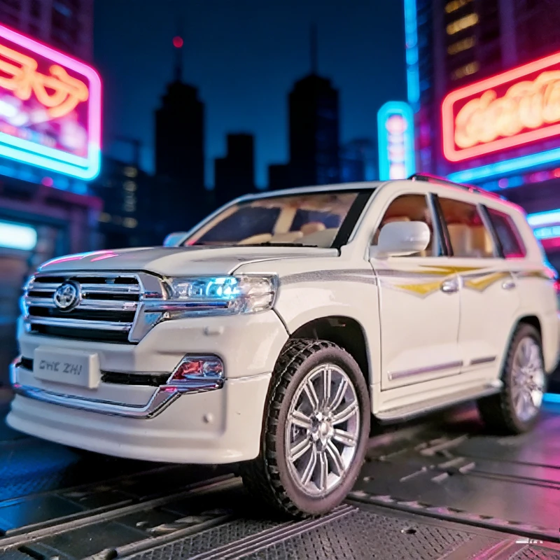 

Модель бизнес-седана из сплава 1:24 | Металлическое украшение автомобиля премиум-класса — идеальный подарок бойфренду!