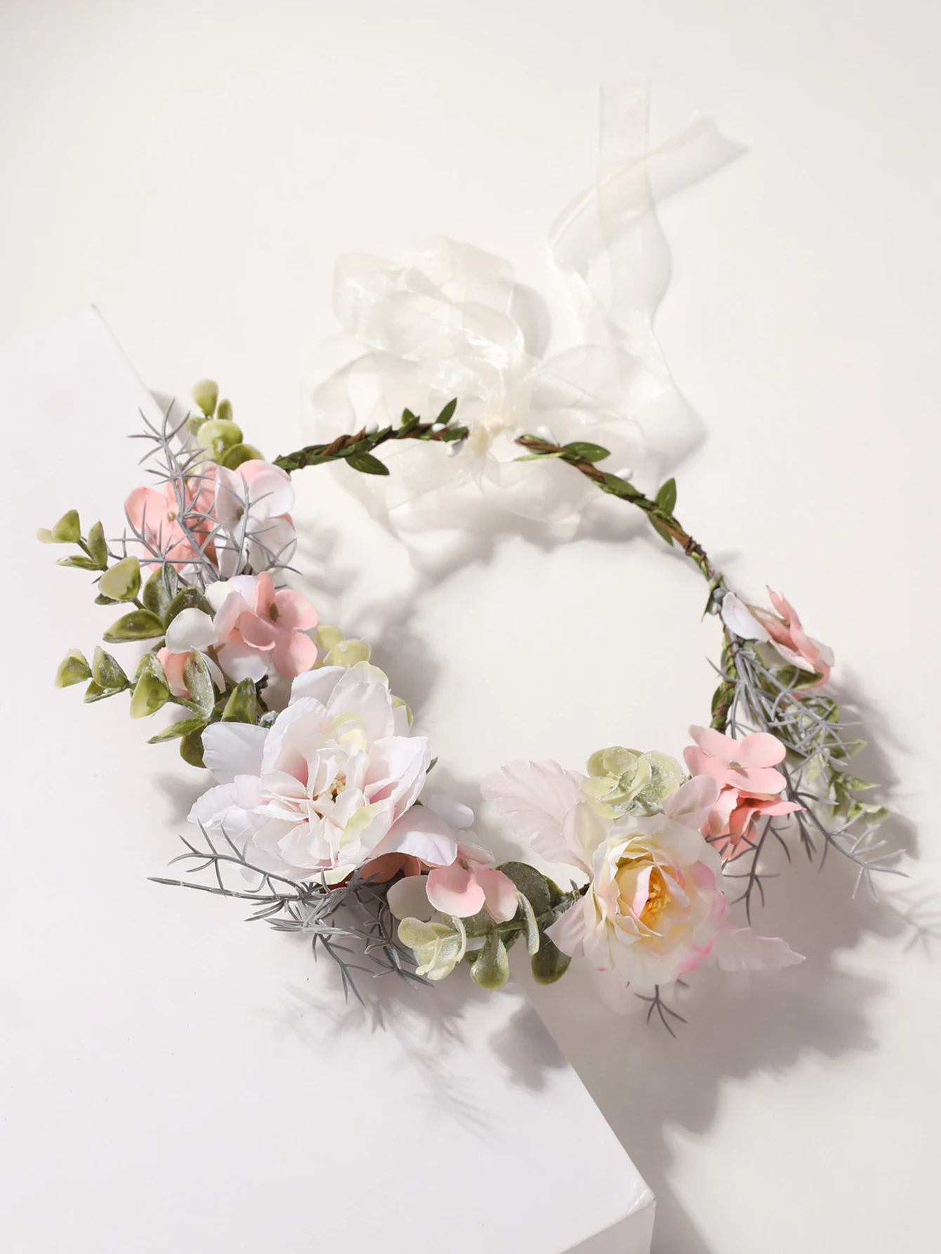 Simulated rattan woven hard ring steel wire flower wreath headwear, Han Shisen female super immortal bride bridesmaid decoration